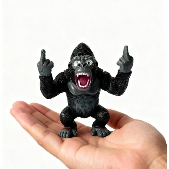 Resin Gorilla Funny Middle Finger Sculpture Decoration for Home Office Desk - Picture 3 of 6